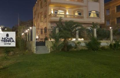 Villa - 7+ Bedrooms - 7+ Bathrooms for sale in West Somid Road - West Somid - 6 October City - Giza