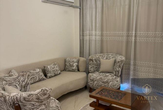 8181017 - Property Image 2