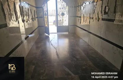 Apartment - 3 Bedrooms - 3 Bathrooms for sale in Gamal Abdel Nasser Road - Shorouk City - Cairo