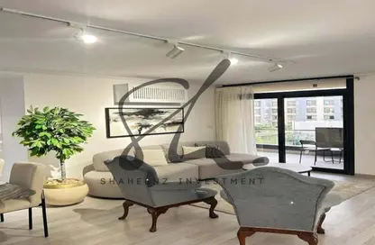 Apartment - 3 Bedrooms - 2 Bathrooms for sale in American University Housing District - 5th Settlement Compounds - The 5th Settlement - New Cairo City - Cairo