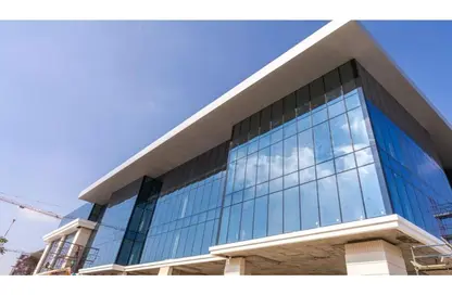 Office Space - Studio - 2 Bathrooms for sale in Golden Gate - South Teseen St. - The 5th Settlement - New Cairo City - Cairo