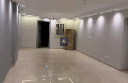 Apartment - 3 Bedrooms - 2 Bathrooms for rent in 10th Sector - Zahraa El Maadi - Hay El Maadi - Cairo