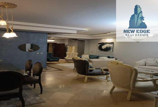 8244684 - Property Image 2