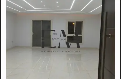 Apartment - 3 Bedrooms - 2 Bathrooms for rent in South Lotus - El Lotus - New Cairo City - Cairo
