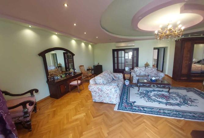 8053719 - Property Image 3