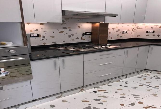 8002092 - Property Image 2