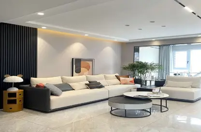 Apartment - 3 Bedrooms - 3 Bathrooms for sale in October Plaza - 6 October Compounds - 6 October City - Giza