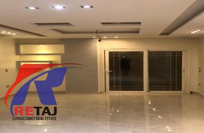 Apartment - 3 Bedrooms - 2 Bathrooms for rent in Abd Al Aziz Essa St. - 10th Zone - Nasr City - Cairo