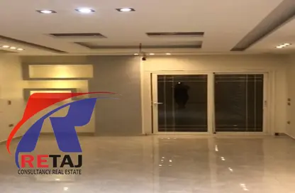Apartment - 3 Bedrooms - 2 Bathrooms for rent in Abd Al Aziz Essa St. - 10th Zone - Nasr City - Cairo