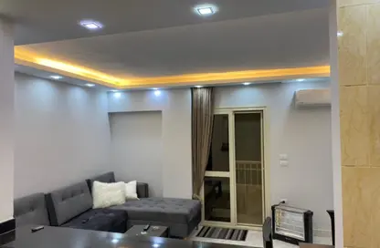 Apartment - 2 Bedrooms - 1 Bathroom for sale in Al Ashrafiya - North Investors Area - New Cairo City - Cairo