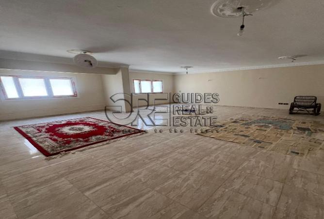 7893366 - Property Image 3