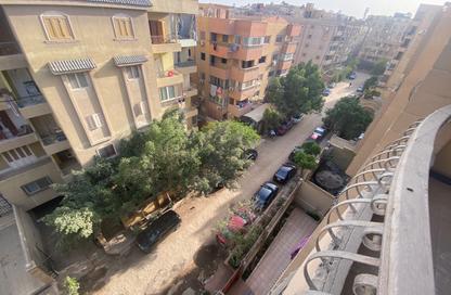 شقة - 3 غرف نوم - 2 حمامات للبيع في البوابة الاولي - خوفو - حدائق الاهرام - الجيزة