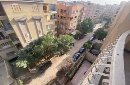 شقة - 3 غرف نوم - 2 حمامات للبيع في البوابة الاولي - خوفو - حدائق الاهرام - الجيزة