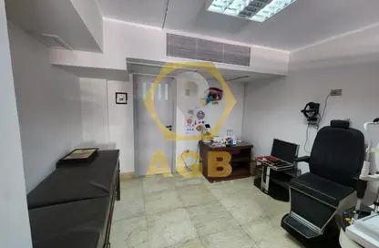 Clinic - Studio - 2 Bathrooms for sale in Al Hegaz St. - Mohandessin - Giza