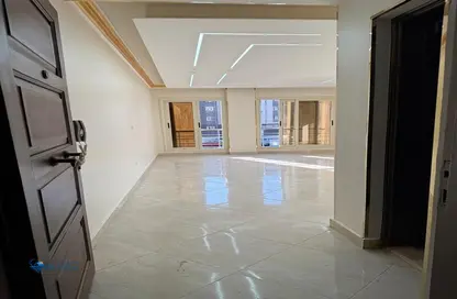 Apartment - 3 Bedrooms - 2 Bathrooms for sale in El Koronfel - The 5th Settlement - New Cairo City - Cairo