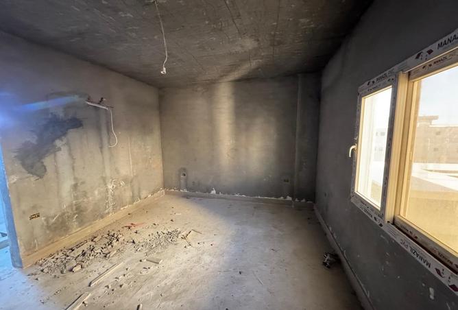 8049448 - Property Image 2