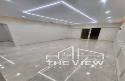 Apartment - 3 Bedrooms - 2 Bathrooms for sale in Al Khamayel city - Sheikh Zayed Compounds - Sheikh Zayed City - Giza