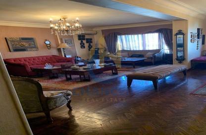 Apartment - 4 Bedrooms - 3 Bathrooms for sale in Street 263 - New Maadi - Hay El Maadi - Cairo