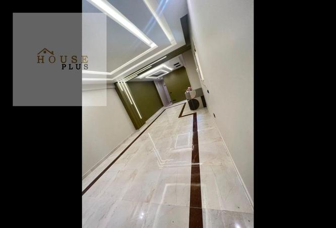 6815263 - Property Image 2
