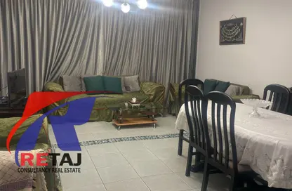 شقة - 3 غرف نوم - 1 حمام للبيع في شارع عمارات رابعه - ارض الجولف - مصر الجديدة - القاهرة