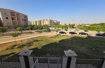 Apartment - 3 Bedrooms - 3 Bathrooms for sale in 1st Neighborhood - 9th Area - Shorouk City - Cairo