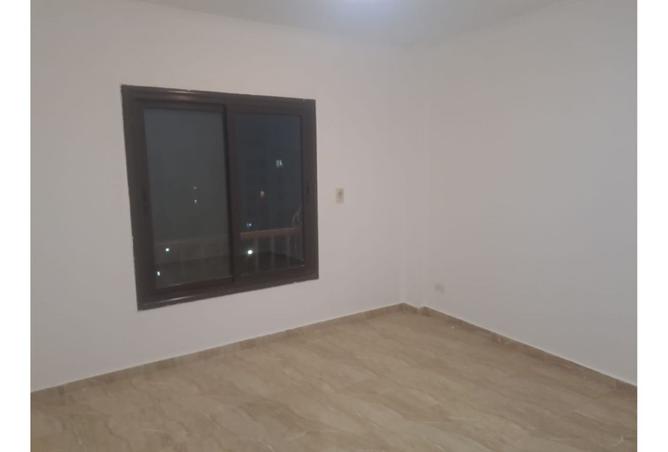 8403848 - Property Image 3