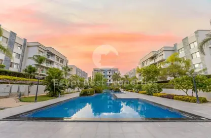 Apartment - 3 Bedrooms - 3 Bathrooms for sale in Sun Capital - Fayoum Desert road - 6 October City - Giza