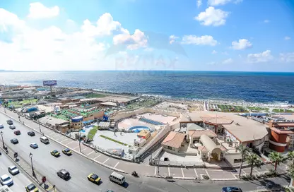 Apartment - 3 Bedrooms - 2 Bathrooms for sale in Al Geish Road - Glim - Hay Sharq - Alexandria