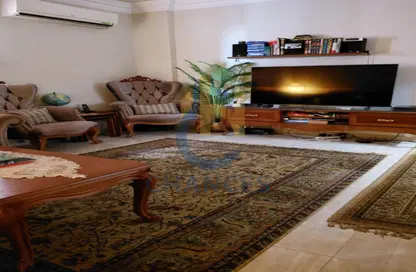 Apartment - 2 Bedrooms - 2 Bathrooms for sale in Darna - Zahraa El Maadi - Hay El Maadi - Cairo