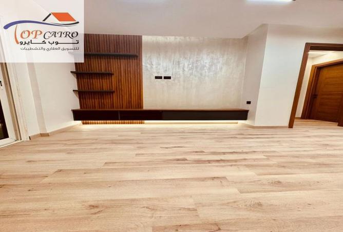 8014839 - Property Image 2