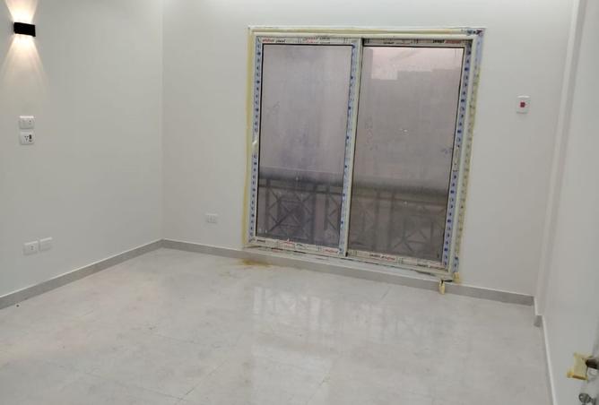 8354715 - Property Image 2