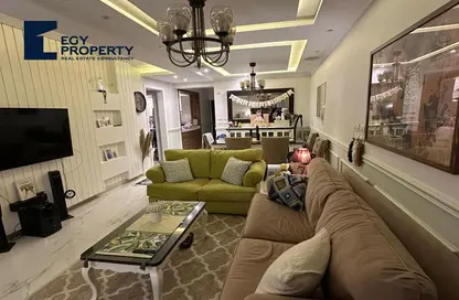 Apartment - 3 Bedrooms - 2 Bathrooms for sale in Galleria Residences - South Investors Area - New Cairo City - Cairo