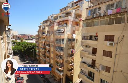 شقة - 3 غرف نوم - 2 حمامات للايجار في سموحة - حي شرق - الاسكندرية