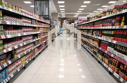 محل تجاري - استوديو - 1 حمام للايجار في شارع ال ٩٠ الجنوبي - شارع التسعين الجنوبي - التجمع الخامس - مدينة القاهرة الجديدة - القاهرة