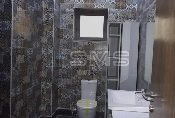 8346904 - Property Image 3