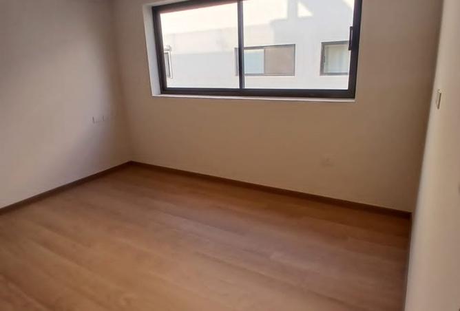 8348687 - Property Image 2