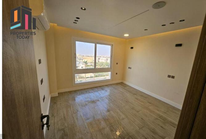 8545805 - Property Image 2