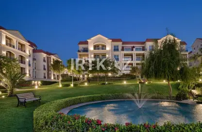Apartment - 2 Bedrooms - 2 Bathrooms for sale in Regent's Square - 5th Settlement Compounds - The 5th Settlement - New Cairo City - Cairo