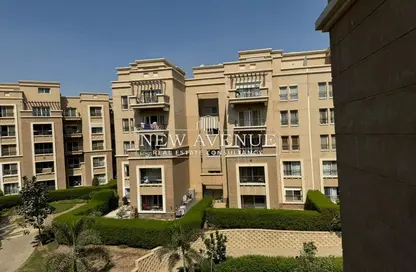 Apartment - 4 Bedrooms - 4 Bathrooms for sale in Al Katameya Plaza - The 1st Settlement - New Cairo City - Cairo