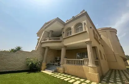 Villa - 6 Bedrooms - 5 Bathrooms for sale in Maxim Residence - 5th District - Shorouk City - Cairo