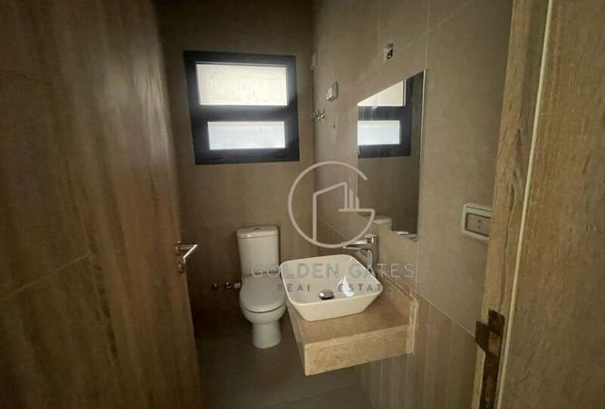 8403774 - Property Image 2