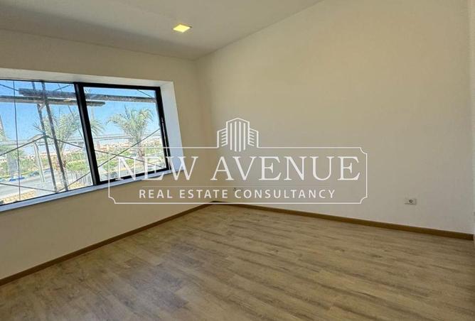 8083707 - Property Image 2