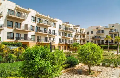 Apartment - 2 Bedrooms - 2 Bathrooms for sale in The Courtyards - Sheikh Zayed Compounds - Sheikh Zayed City - Giza