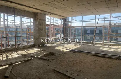Office Space - Studio - 1 Bathroom for sale in Three Sixty - 5th Settlement Compounds - The 5th Settlement - New Cairo City - Cairo