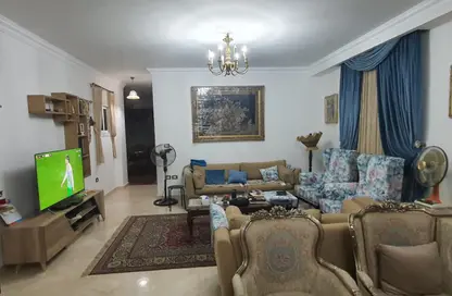 Apartment - 3 Bedrooms - 2 Bathrooms for rent in Al Gezira St. - South Investors Area - New Cairo City - Cairo