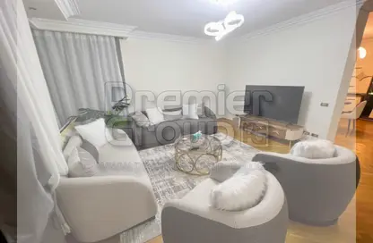 Apartment - 4 Bedrooms - 3 Bathrooms for rent in Street 253 - Degla - Hay El Maadi - Cairo
