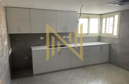 شقة - 2 غرف نوم - 3 حمامات للايجار في نيو جيزة - طريق مصر اسكندرية الصحراوي - مدينة 6 أكتوبر - الجيزة