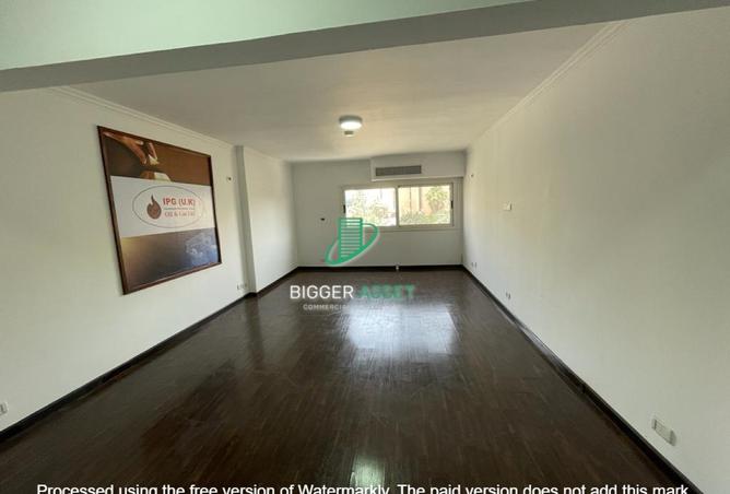 8373609 - Property Image 2