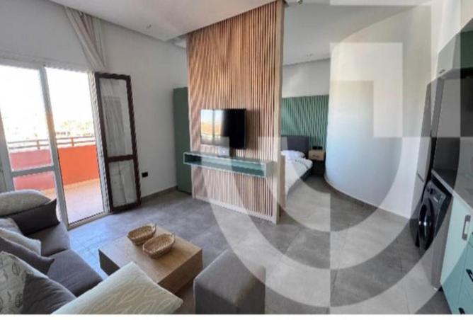 8000988 - Property Image 2