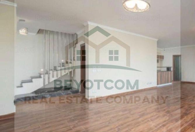 8228555 - Property Image 3